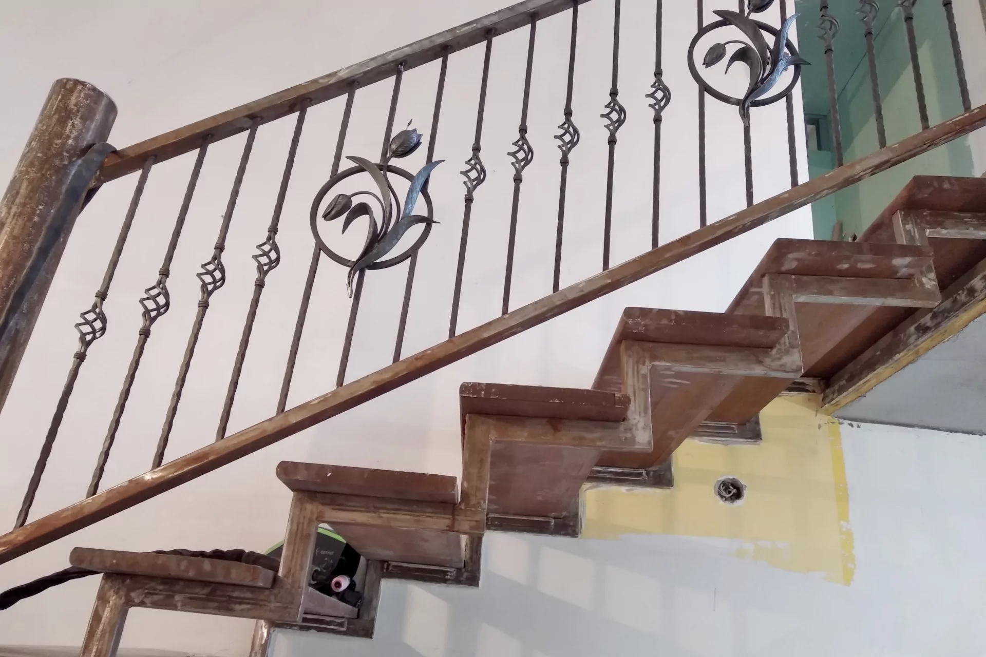 rozsdamentes korlát gyártása,