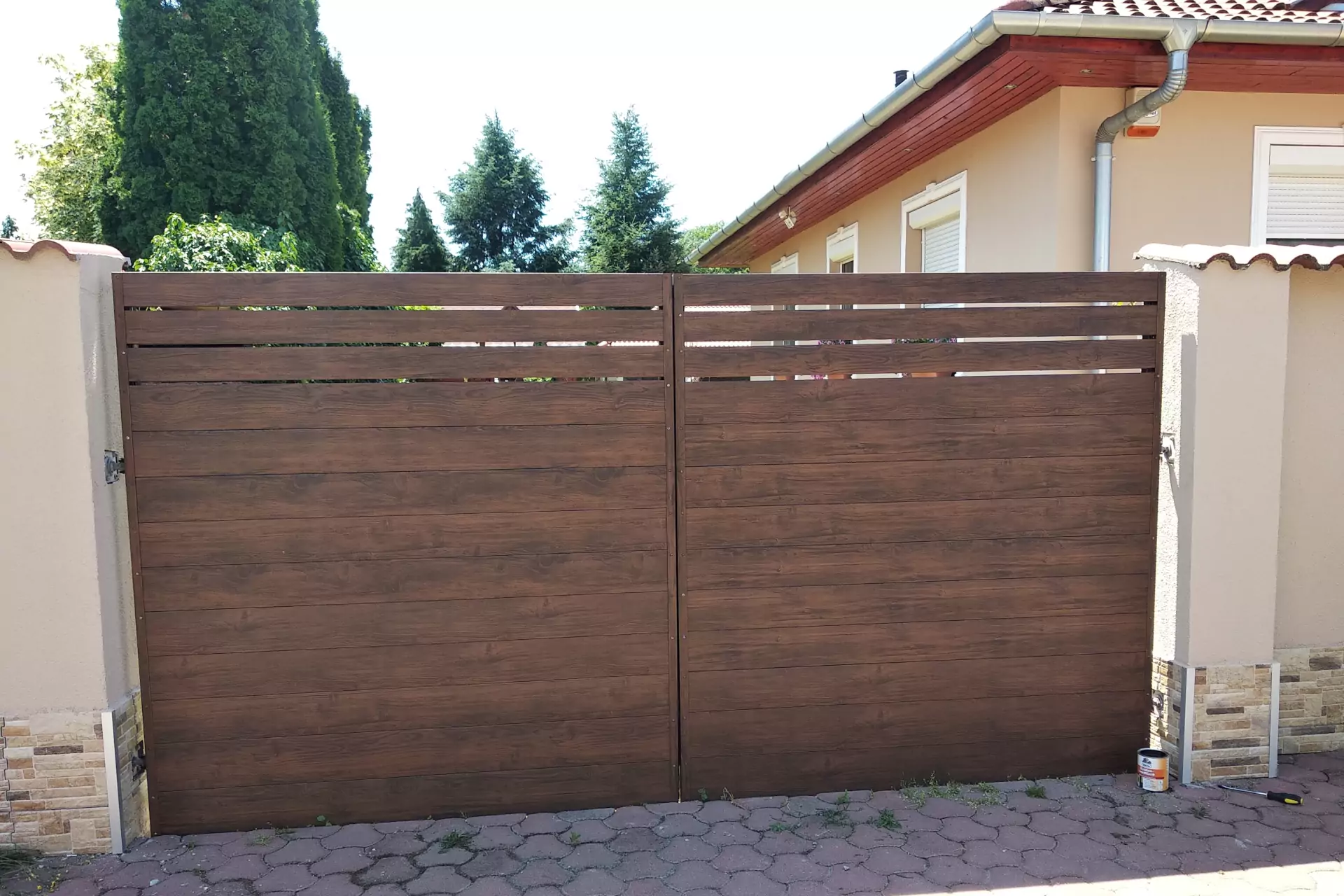 kapu és kerítés gyártás, hegesztéstechnikai munka, egyedi kerítések