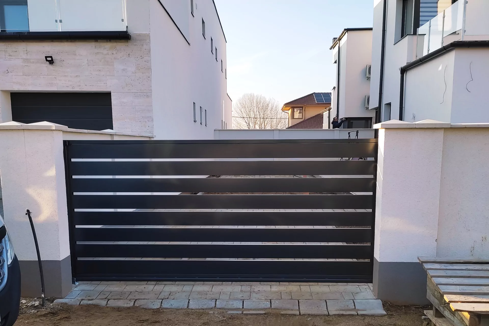 úszókapu gyártás, hegesztéstechnikai munka, egyedi kerítések